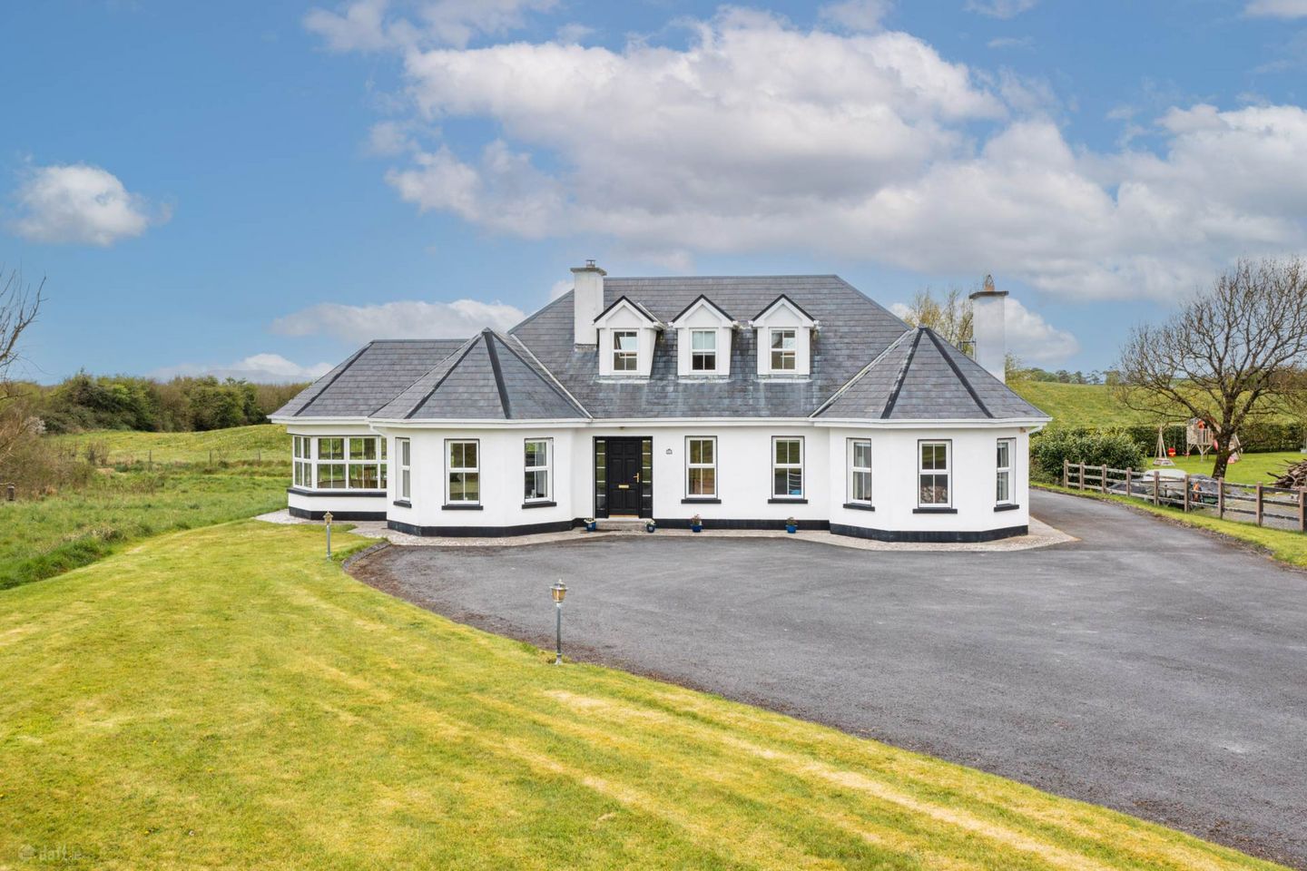 Woodpark, Shrule, Co. Mayo, H91KPW0