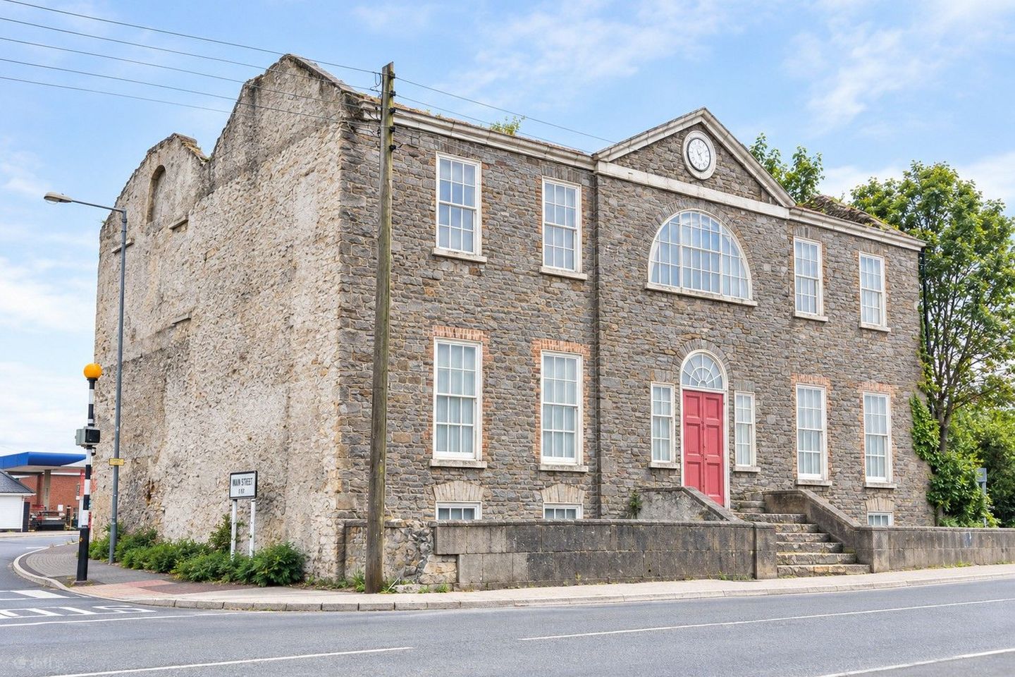 Arlington House, French Church Street, The nearest eircode R32 XH79, Portarlington, Co. Laois, R32XH79