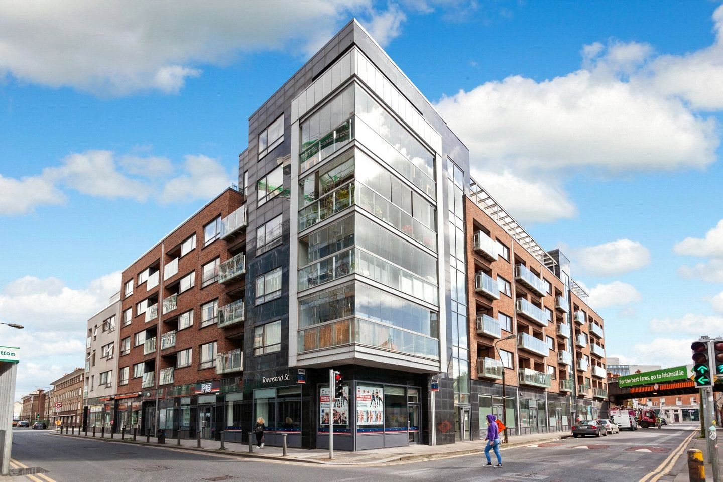 Penthouse Apartment, 57 Hyde Court, Townsend Street, Dublin 2, D02W778