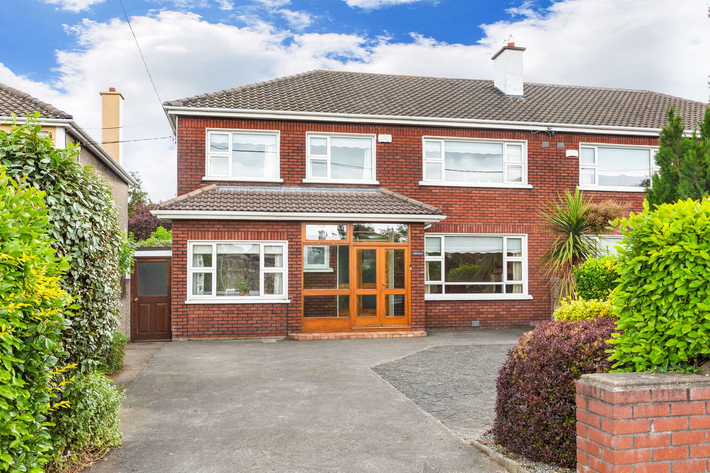 Montfune, 2 Upper Carysfort Avenue, Blackrock, Co. Dublin, A94V8P6