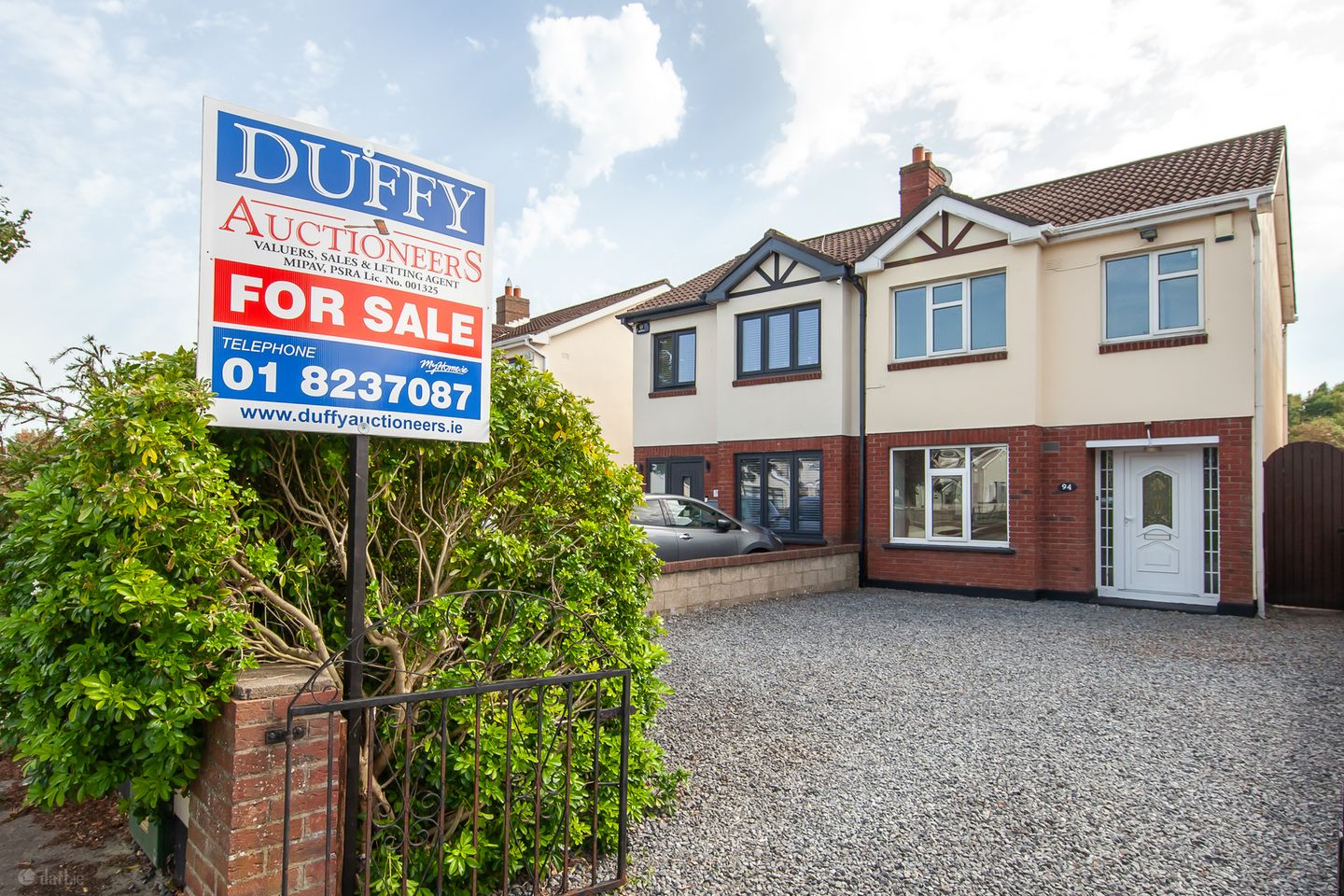 94 Huntstown Avenue, Clonsilla, Dublin 15, D15YHR9