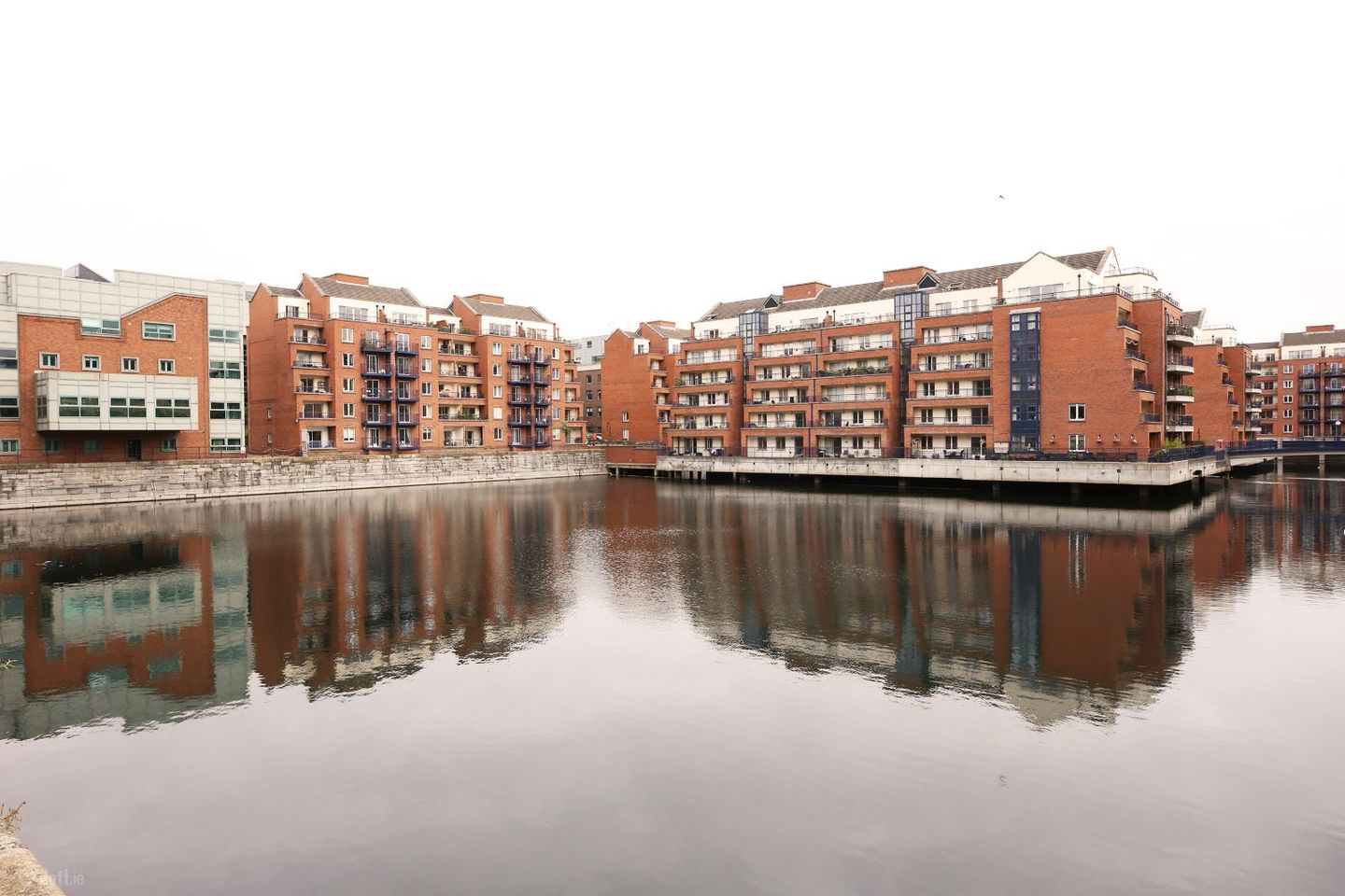 Custom House Harbour Apartments, IFSC, Dublin 1