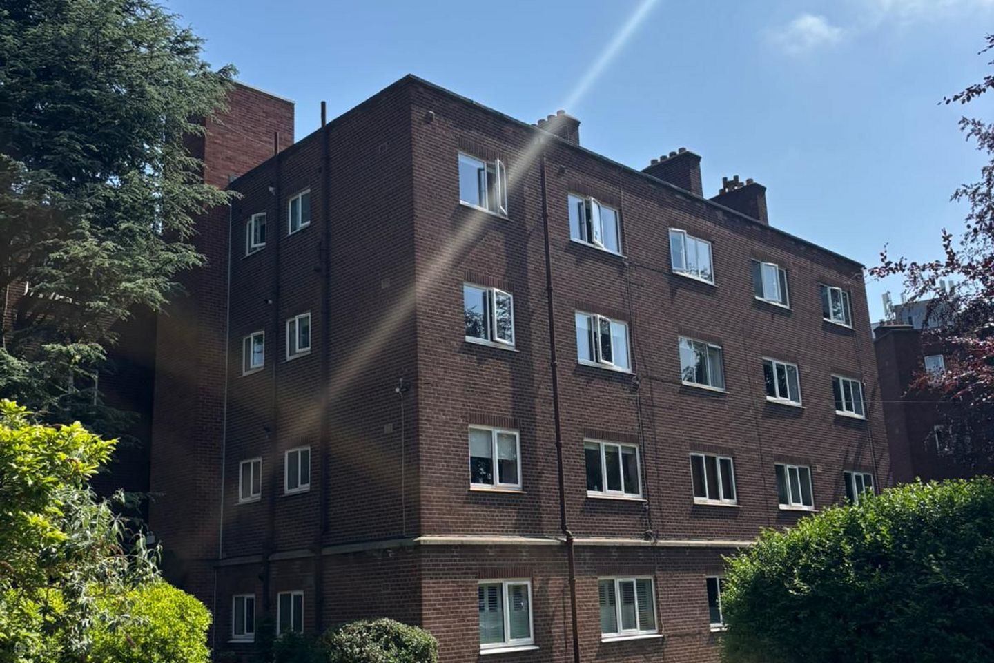 119 Cedar House, Mespil Estate, Ballsbridge, Dublin 4