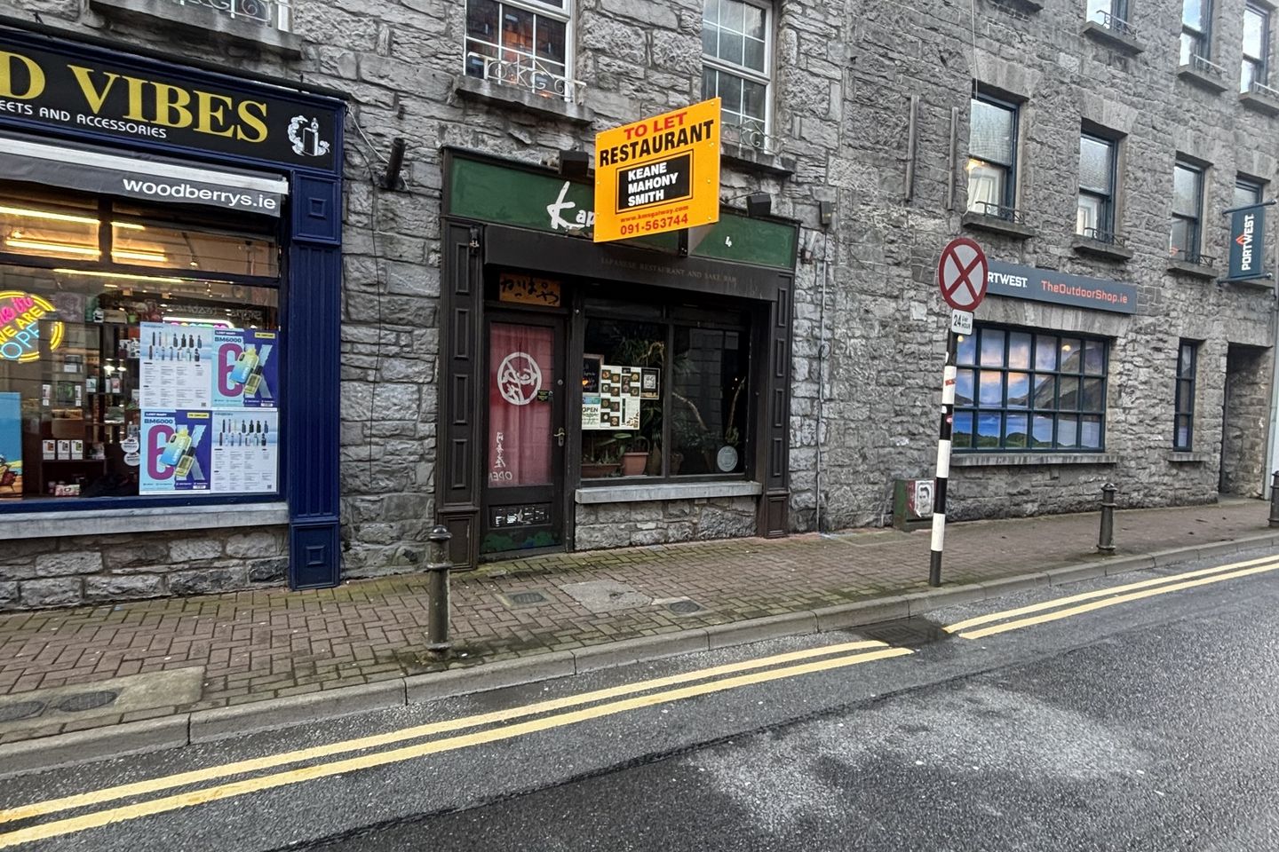 4 Middle Street , Galway City Centre