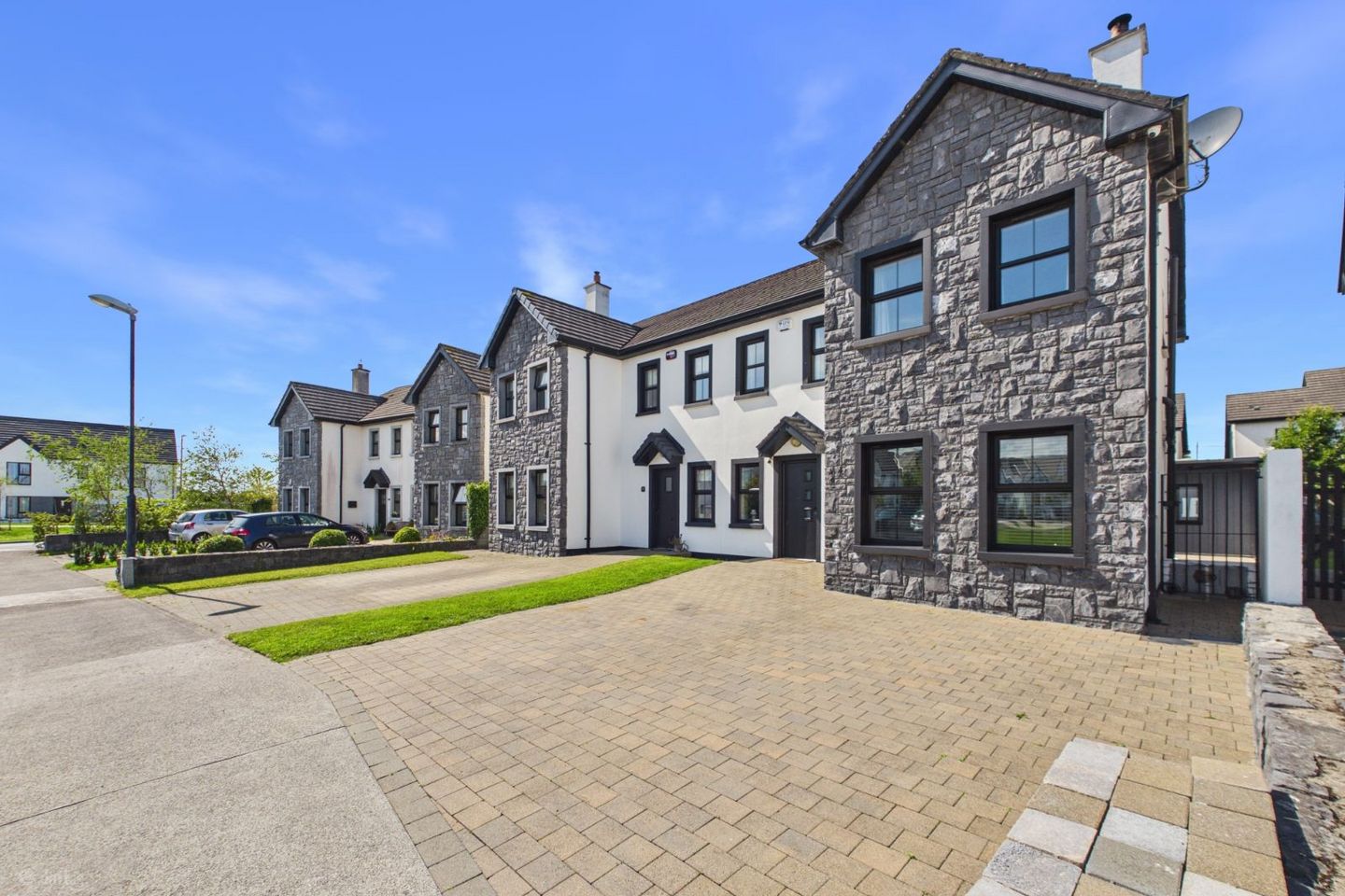 8 Cluain Na Cathrach, Caherroyn, Athenry, Co. Galway, H65YV48