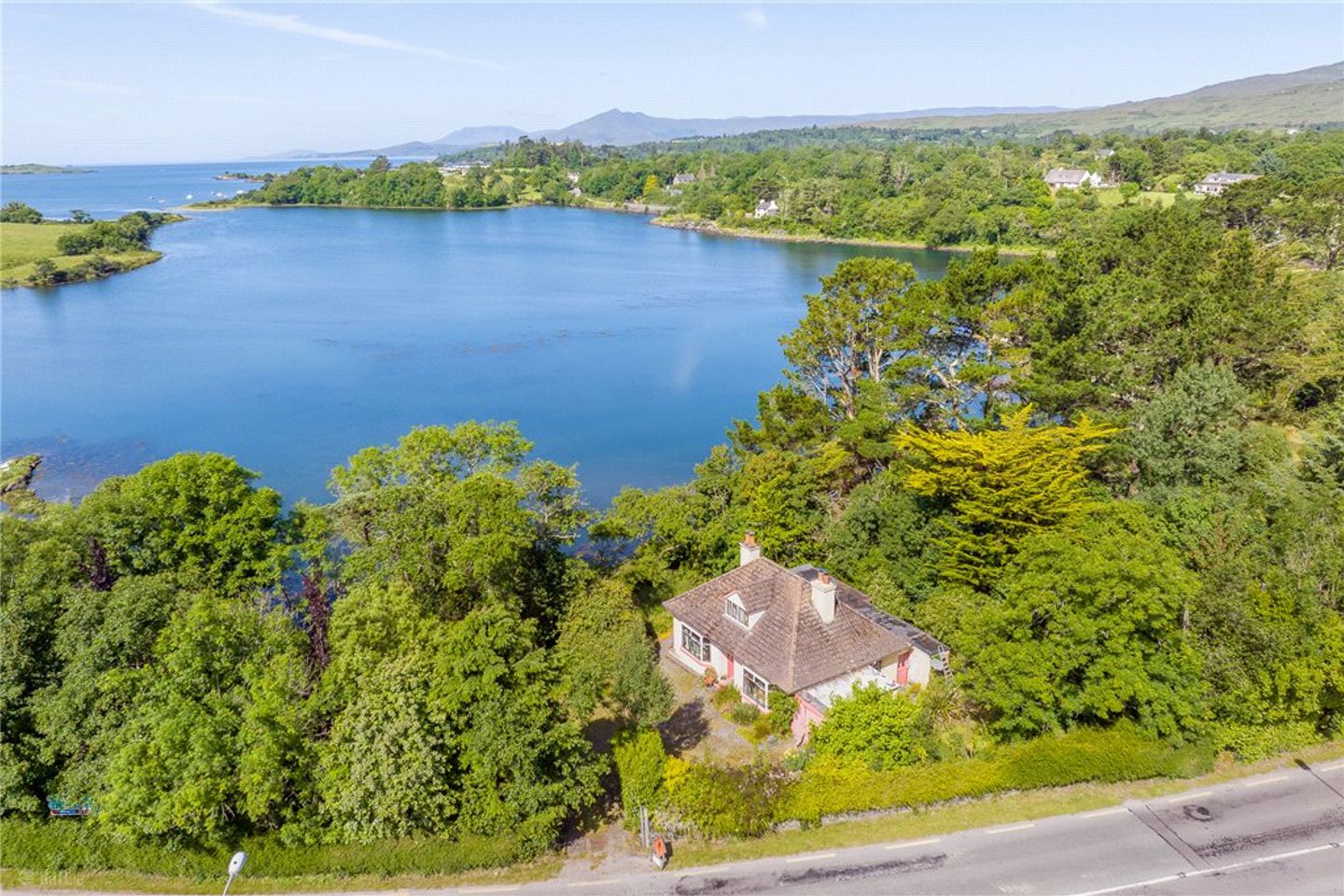 Carrigdhoun Quay, Ballylickey, Bantry, Co. Cork, P75XE83