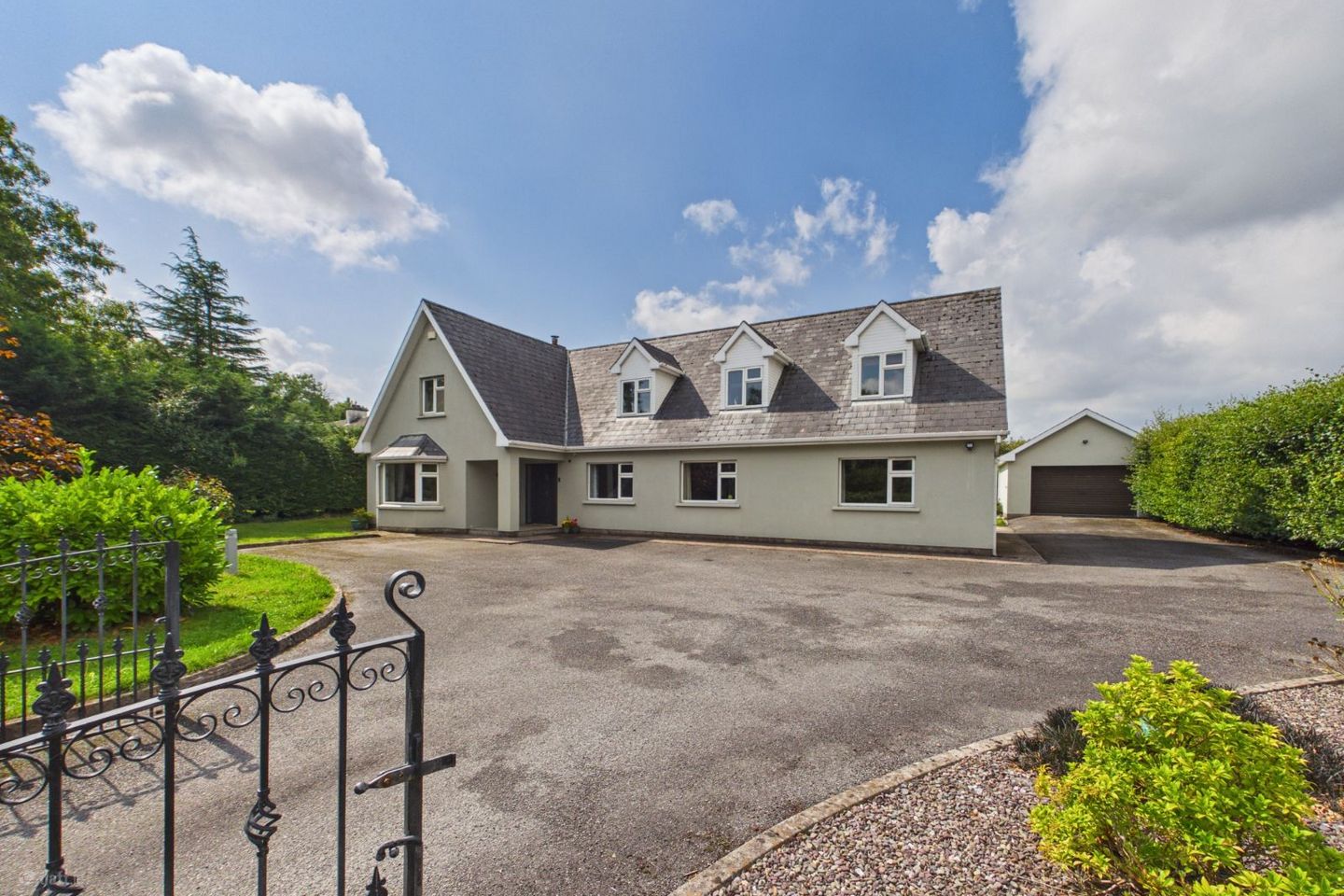 Praslin, Maglin, Ballincollig, Co. Cork, P31Y798