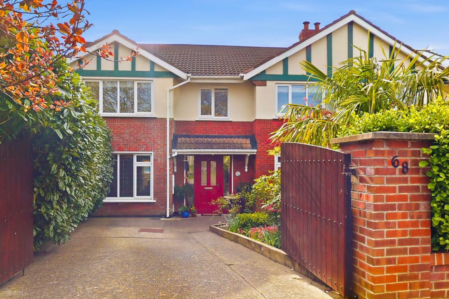 68 Glencairn Lawn, The Gallops, Leopardstown, Dublin 18, D18XW24