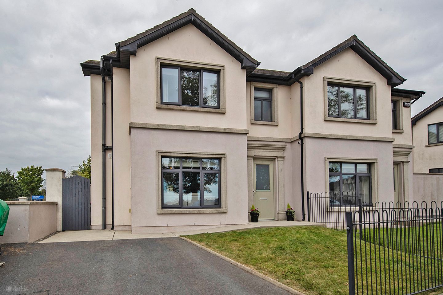 1 The Sycamores, Dungarvan, Co Waterford, X35DX98