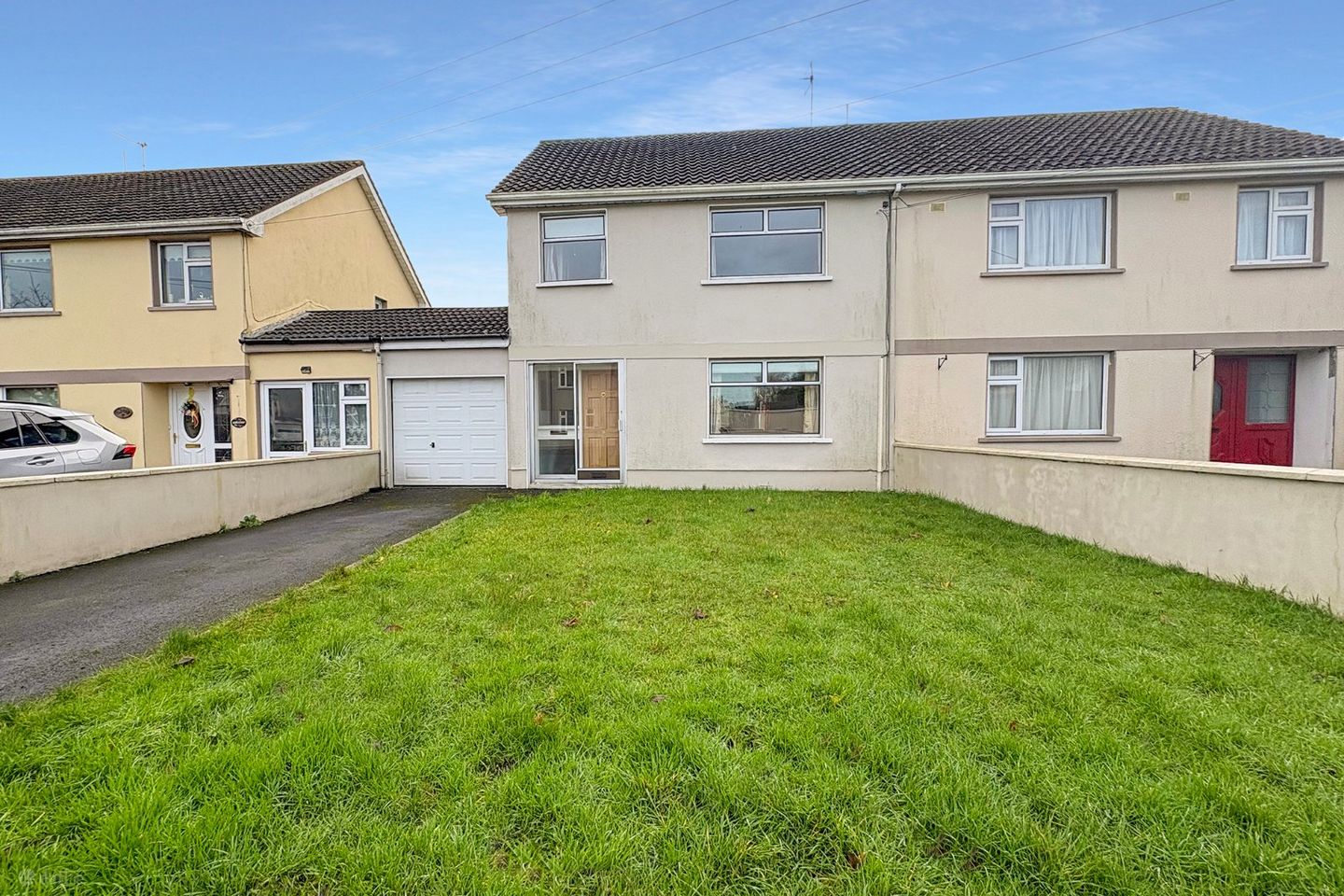 16 Castlewood Park, Ennis, Co. Clare, V95A09E