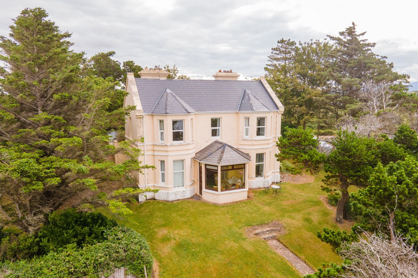 Alpha Lodge, Dooks, Glenbeigh, Co. Kerry, V93T2C6