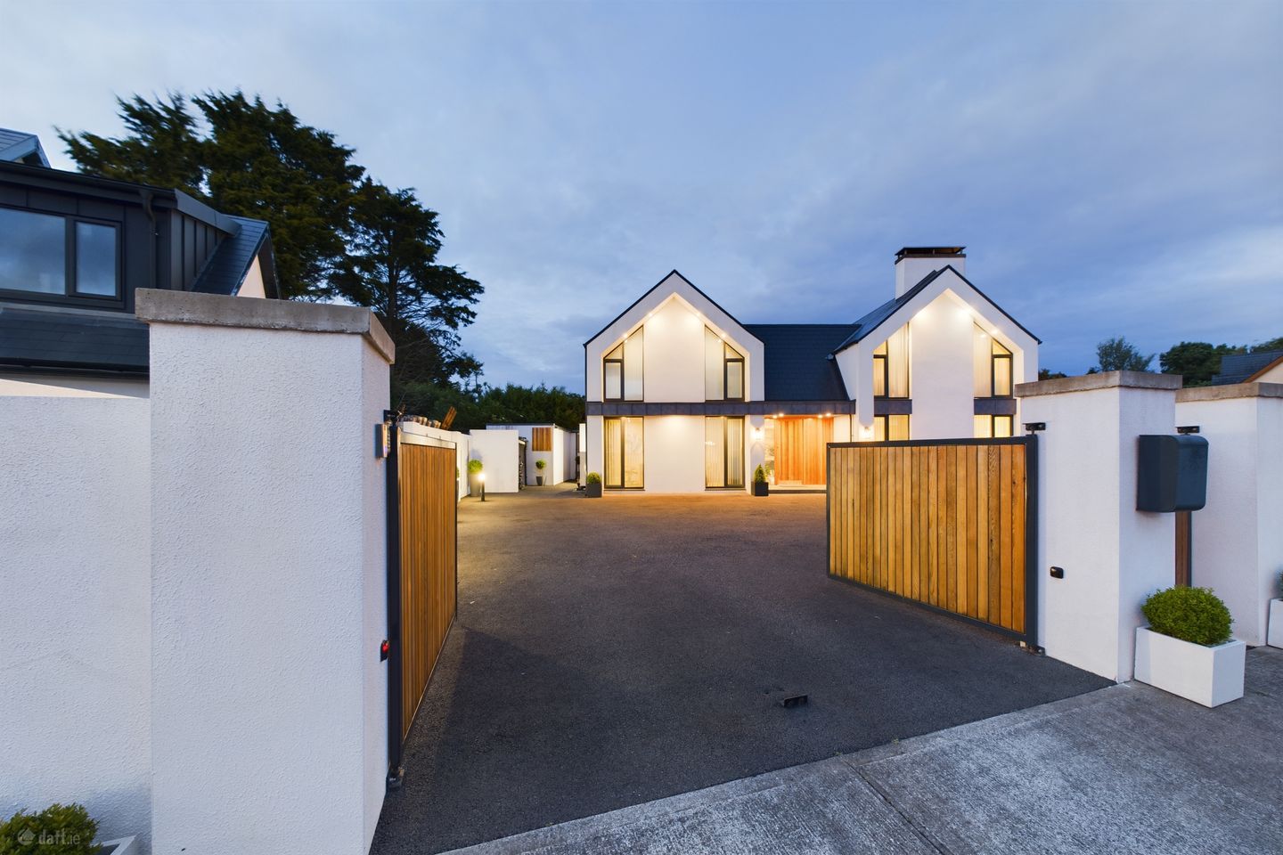 Teach Bán, 4 Cnoc An Óir, Waterford City, Co. Waterford, X91N6WY