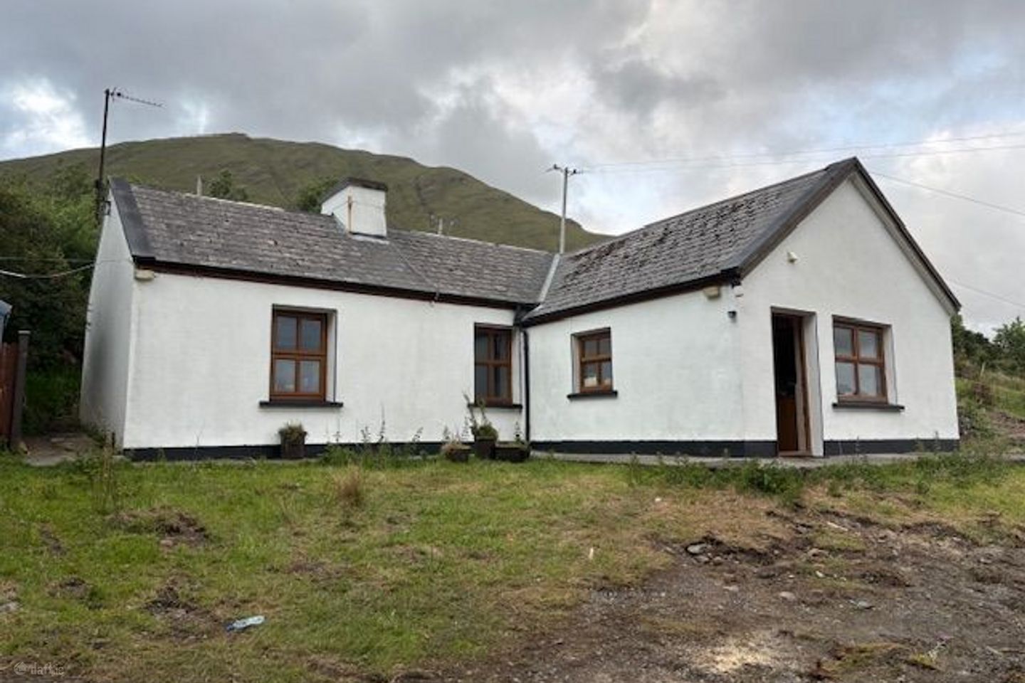 Derry, Toormakeady, Cappanacreha, Co. Mayo, F12T990