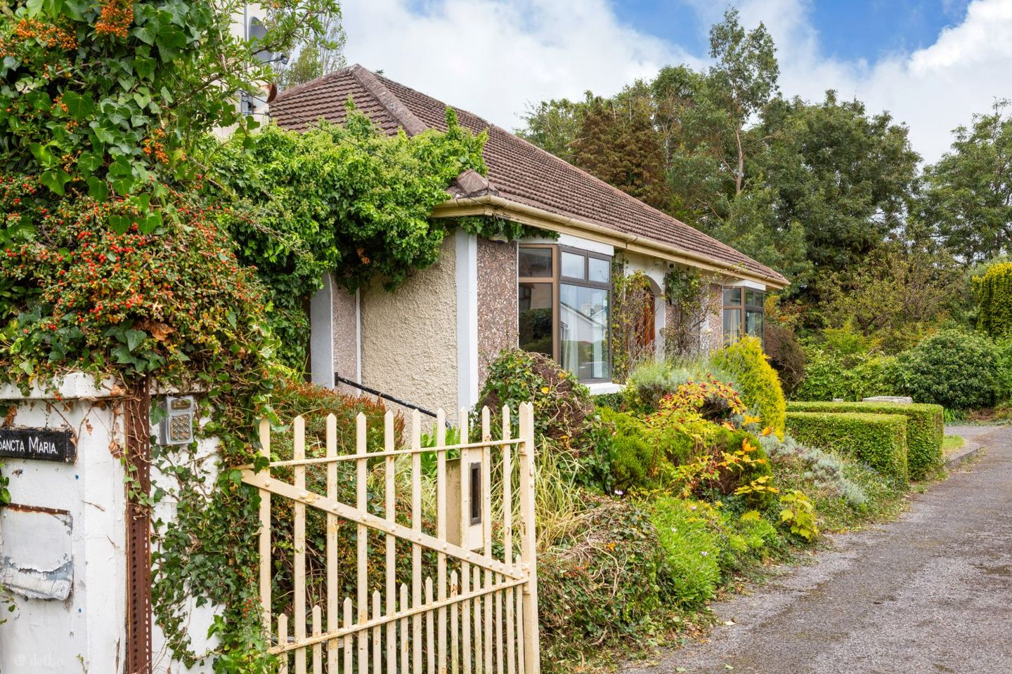 Sancta Maria, Sandyford Road, Dundrum, Dublin 16, D16C9V3