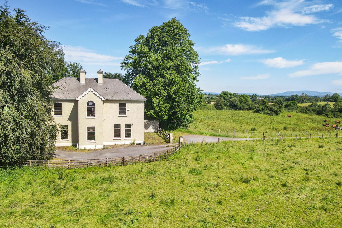 Parochial House, Carricklom, Hillstreet, Carrick-On-Shannon, Co. Roscommon, N41VX84