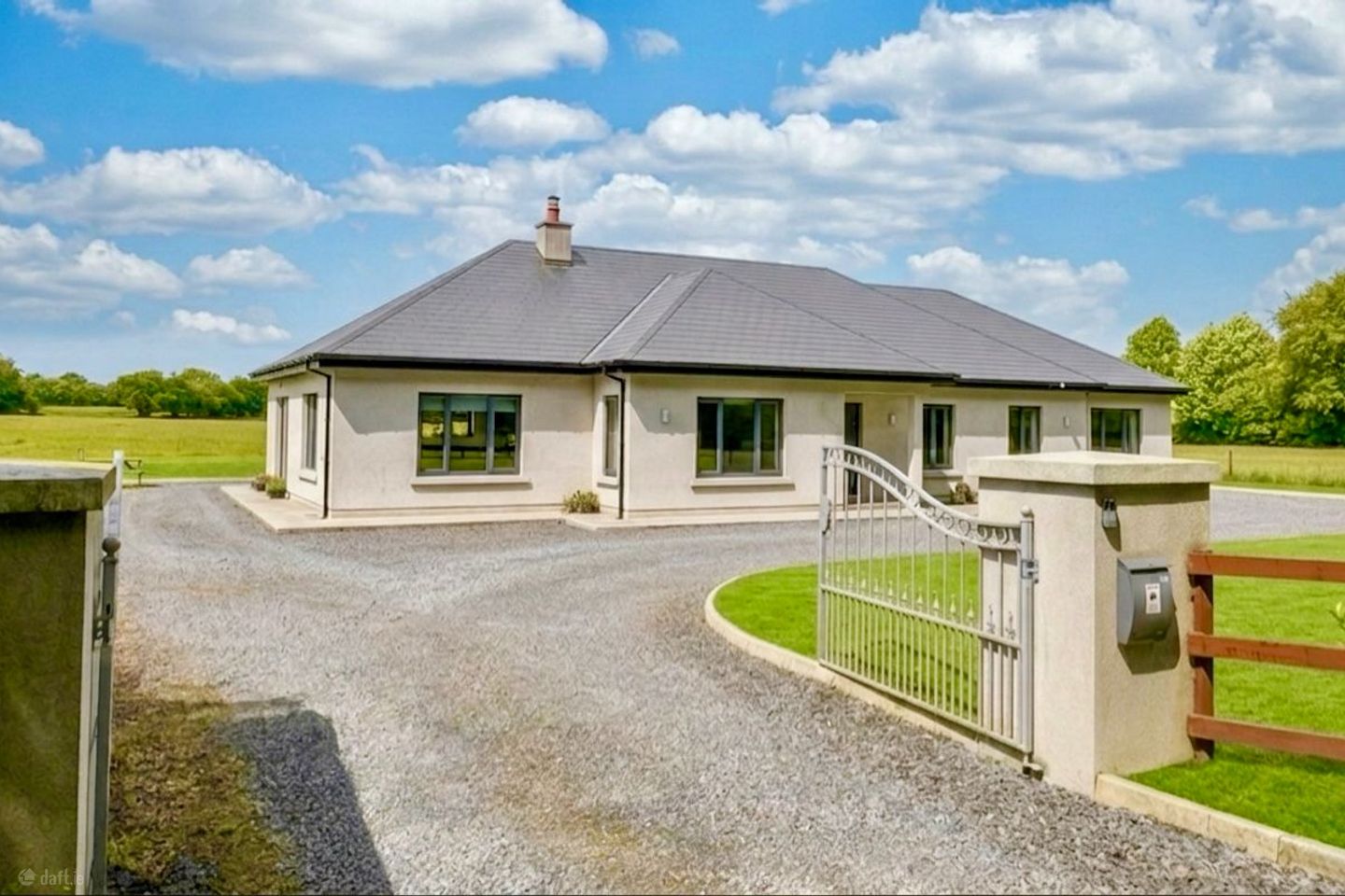 Yellowbog Common, Kilcullen, Co. Kildare, R56HK58