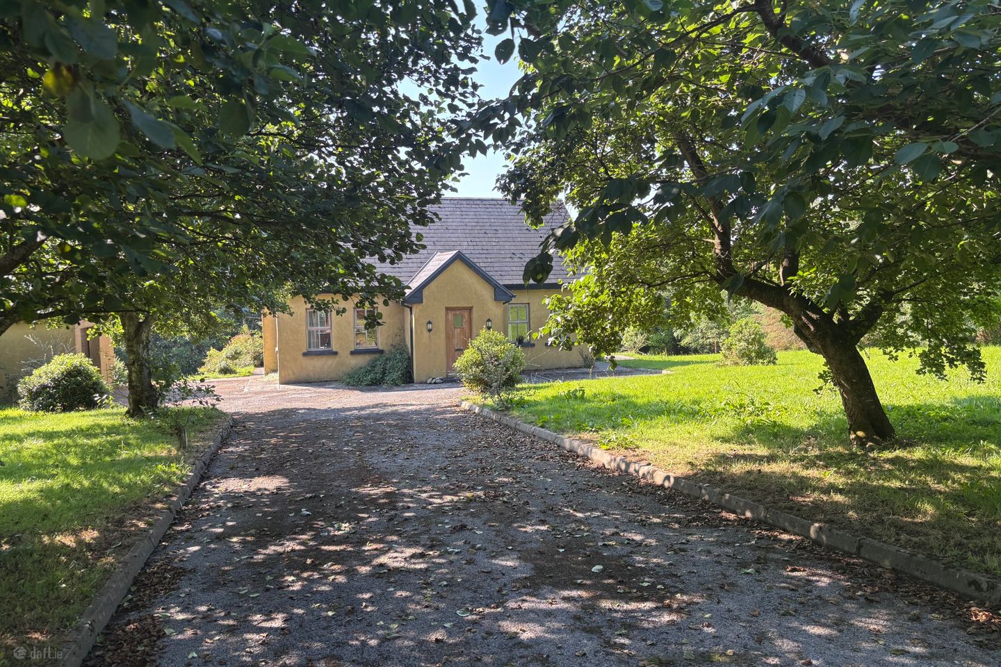 1 Ballinlough, Newport Road, Westport, Co Mayo, F28WE09
