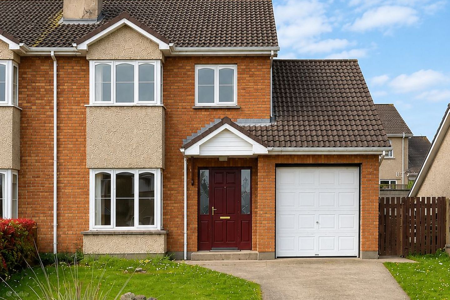30 Castle Court, Waterford Road, Carrickbeg, Carrick-on-Suir, Co. Tipperary, E32Y761