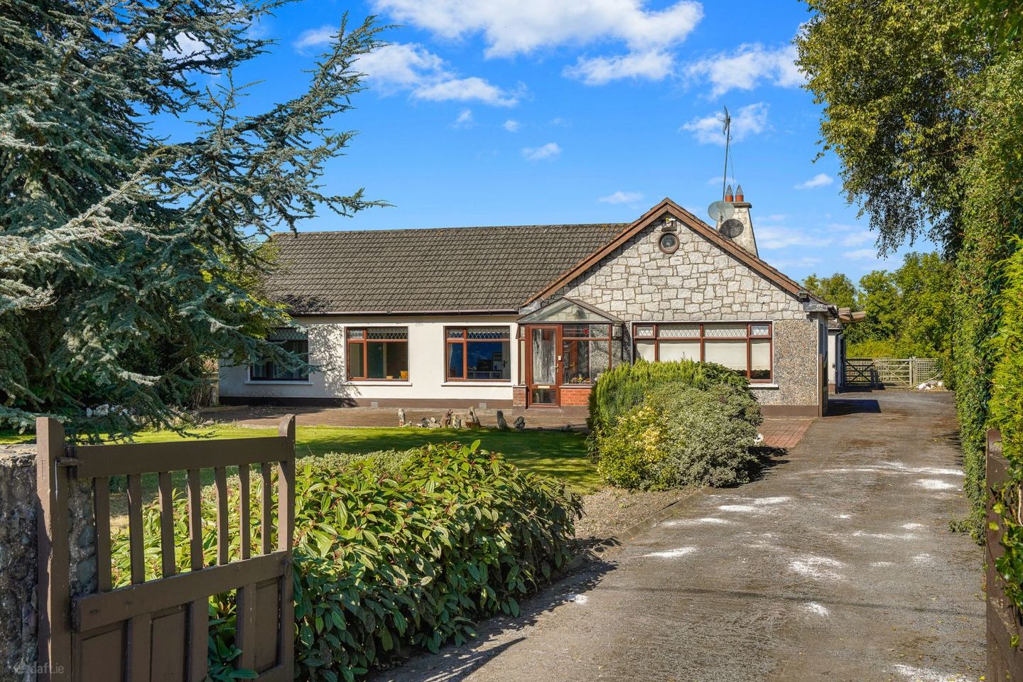 Saint Maria, Ovidstown, Straffan, Co. Kildare, W23AK09