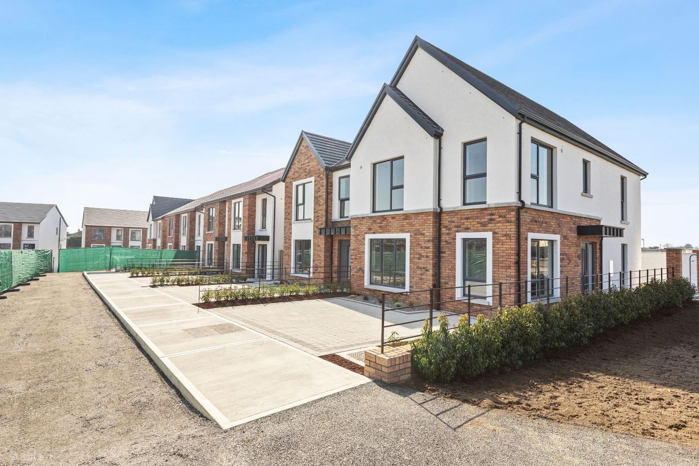 Four Bedroom Semi-detached House, Abbey Park, Kilbeggan, Co. Westmeath