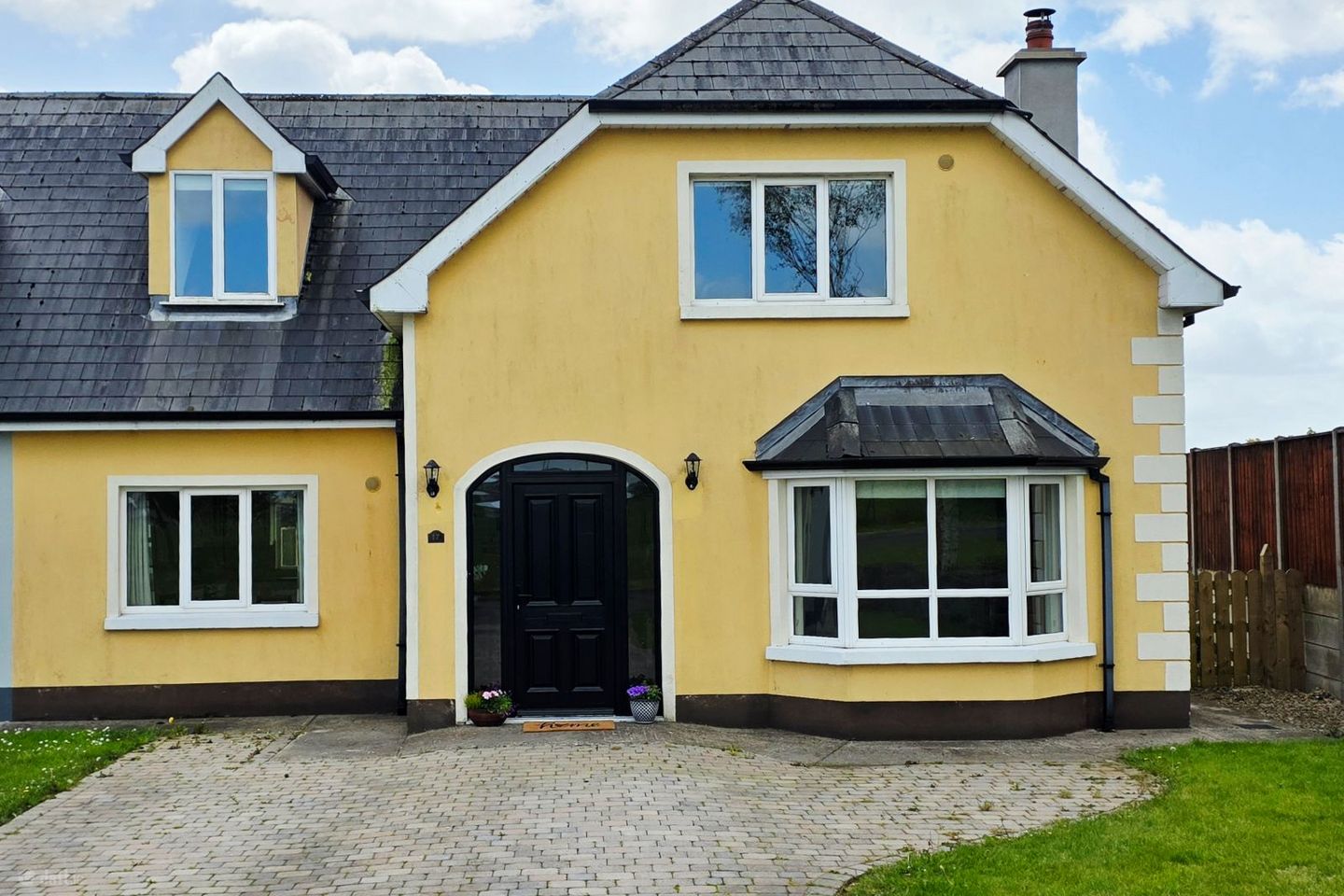 17 Corraun Village, Roscommon, Roscommon Town, Co. Roscommon, F42TP80