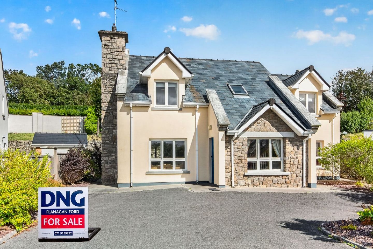 4 Oyster Bay, Rosses Point, Cregg, Co. Sligo, F91R9T4