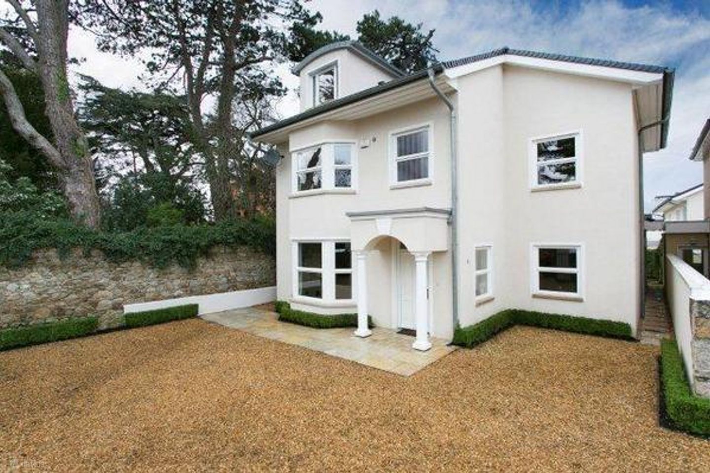 Beechmount, 81a Mount Merrion Avenue, Blackrock, Co. Dublin