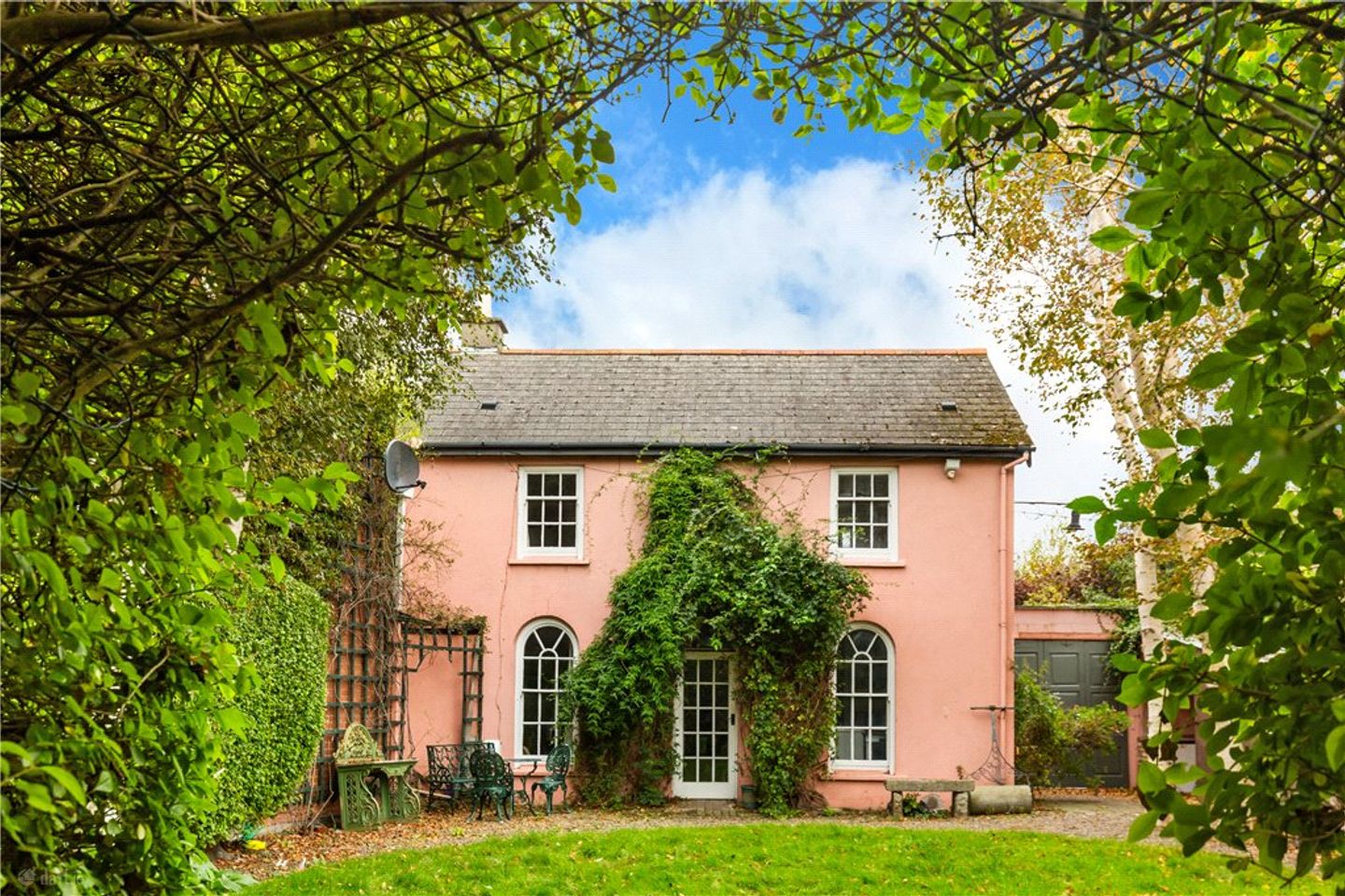 92 Waterloo Lane, Ballsbridge, Dublin 4, D04Y8C8