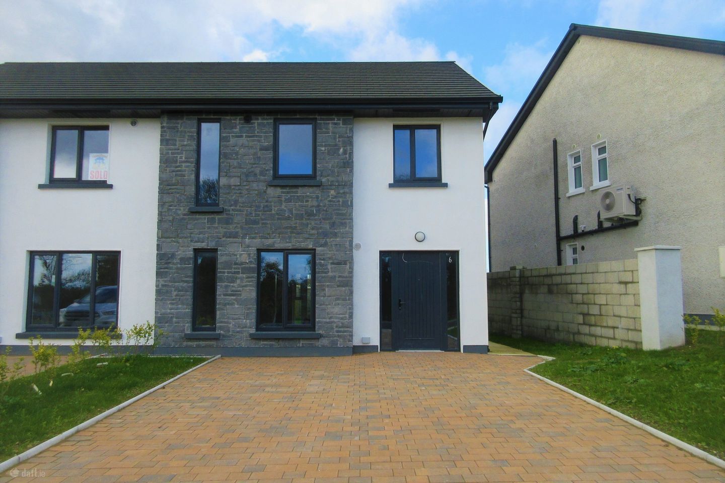 39 Lus na Greine, Monksland, Athlone, Co. Roscommon