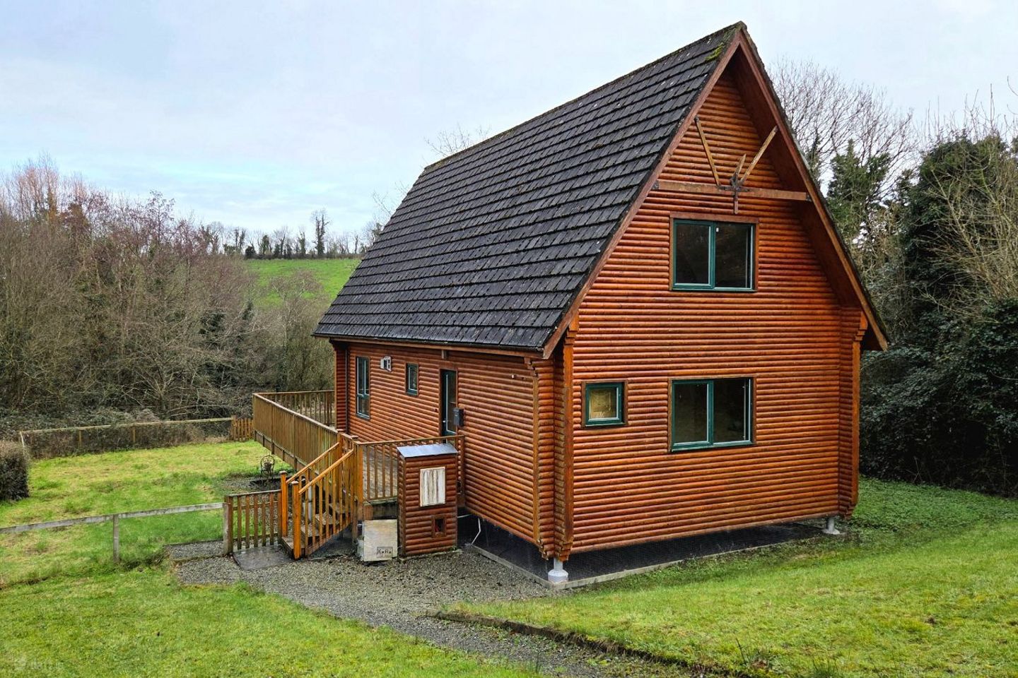 16 Cornadarragh, Belturbet, Co. Cavan, H14RF70