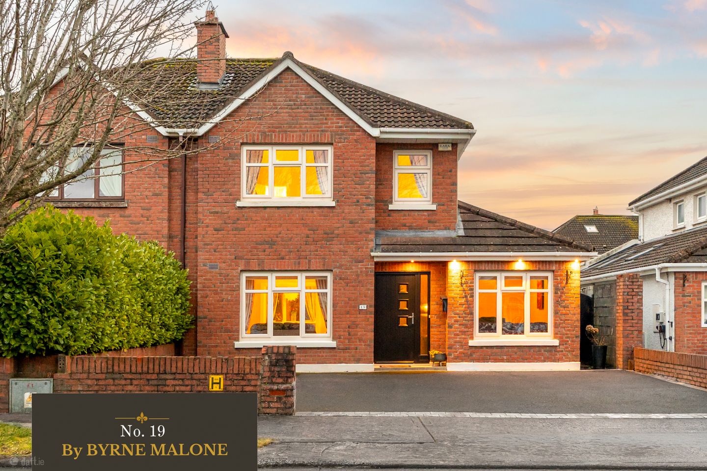 19 The Crescent, Liffey Hall, Newbridge, Co. Kildare, W12TX90