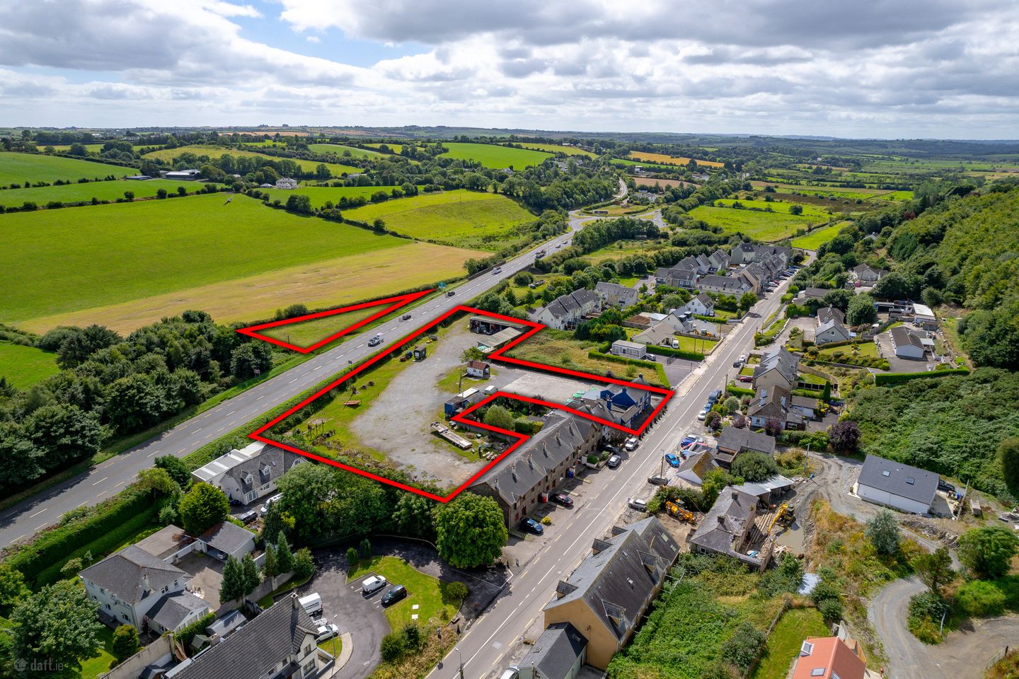 The Ramble Inn Bar & Residence, Halfway, Ballinhassig, Co. Cork, T12EK2T