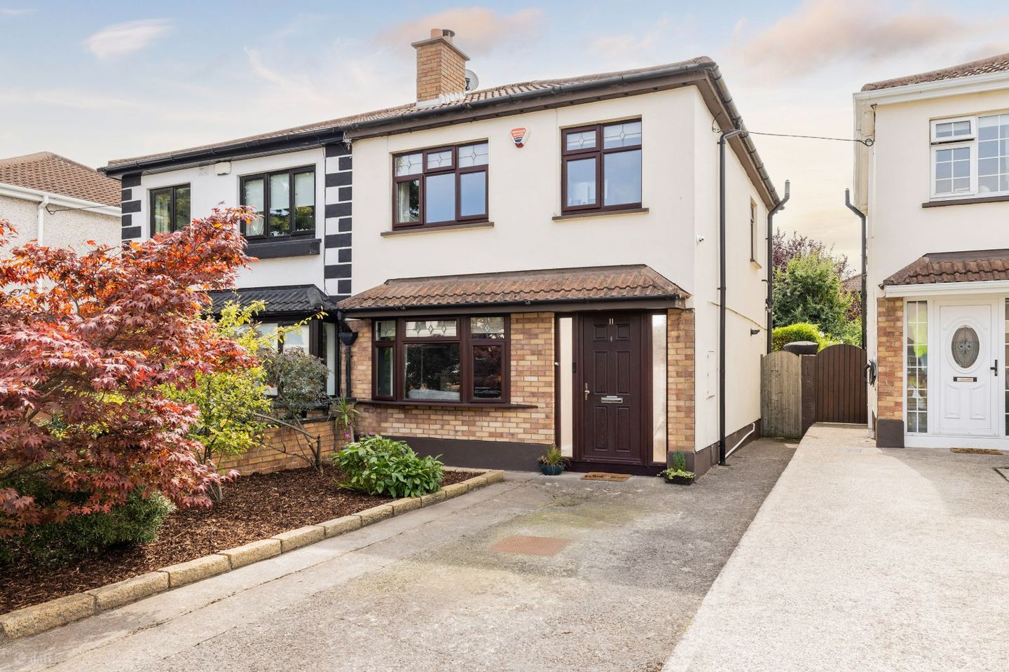 11 Oak Grove, Royal Oak, Santry, Dublin 9, D09EK23