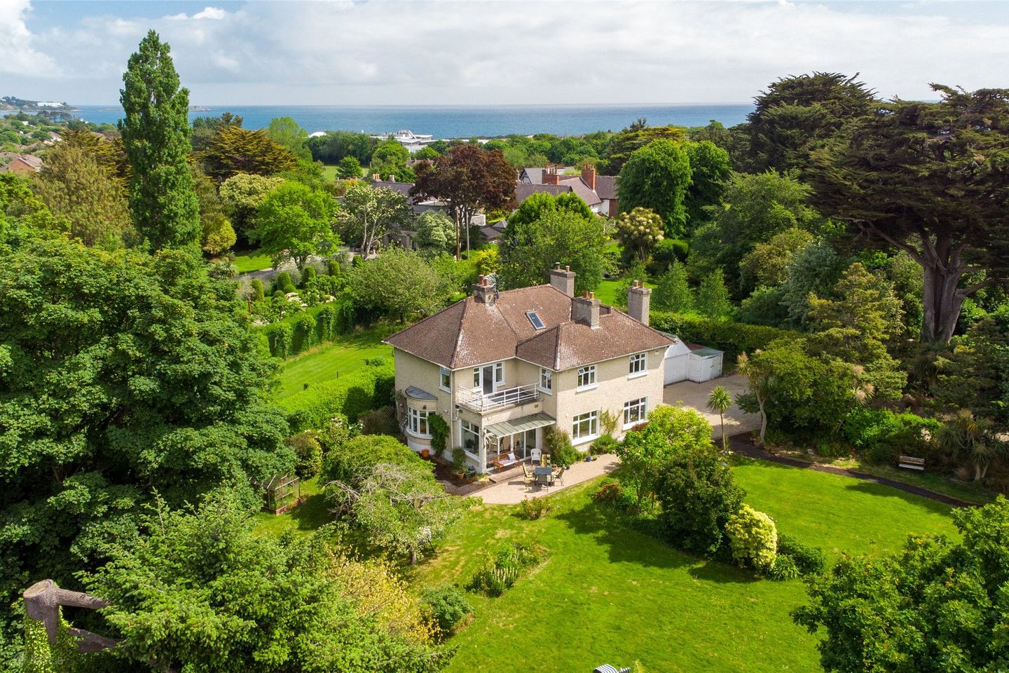 Coolvally, Abingdon Park, Shanganagh Road, Old Shankill, Dublin 18, D18K1W3