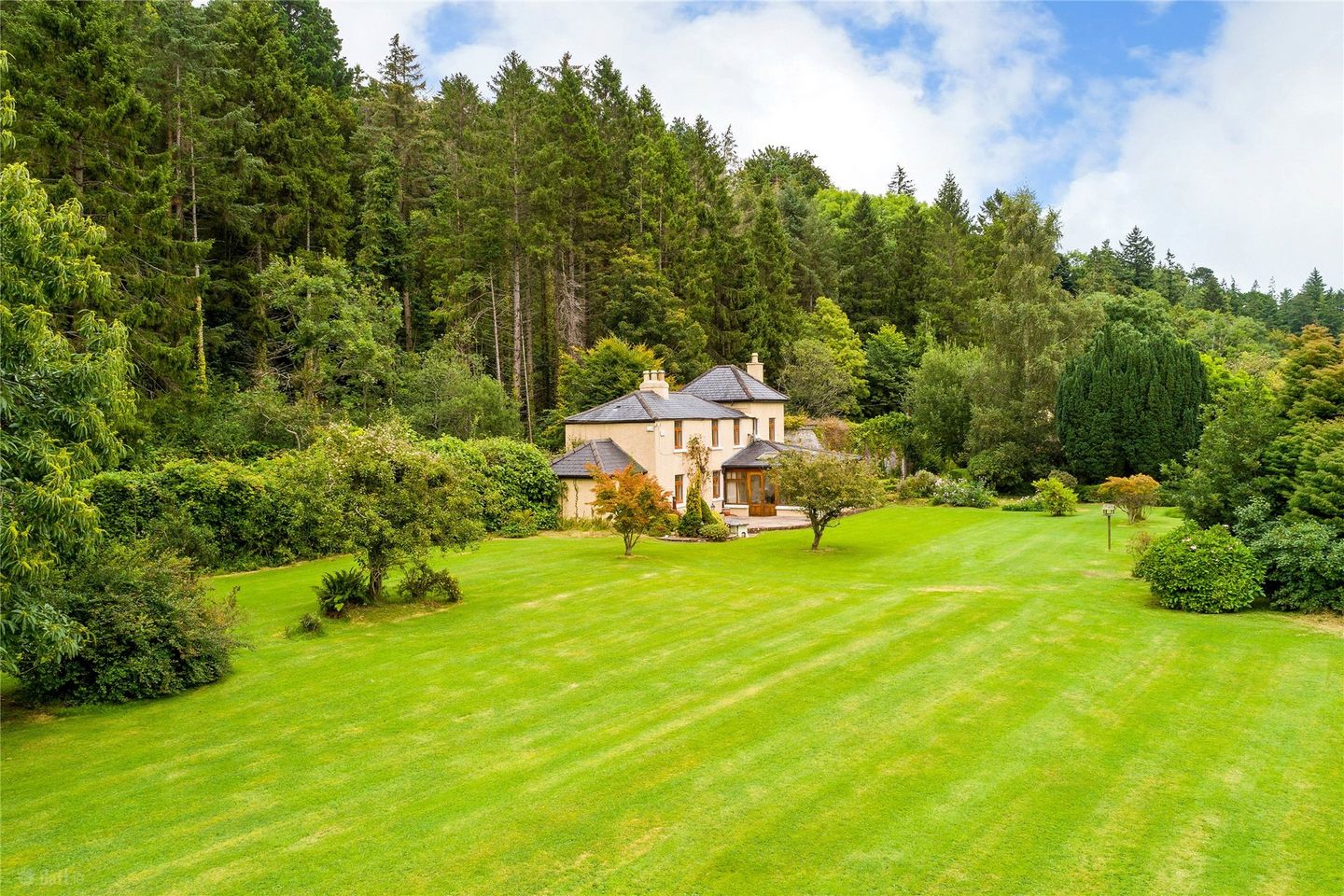 Garden Cottage, Tinnahinch, Enniskerry, Co. Wicklow, A98X899