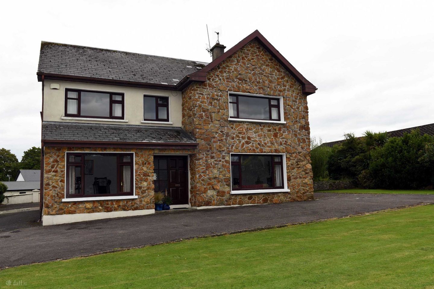 "Redclyffe", Love Lane, Charleville, Co. Cork, P56N938