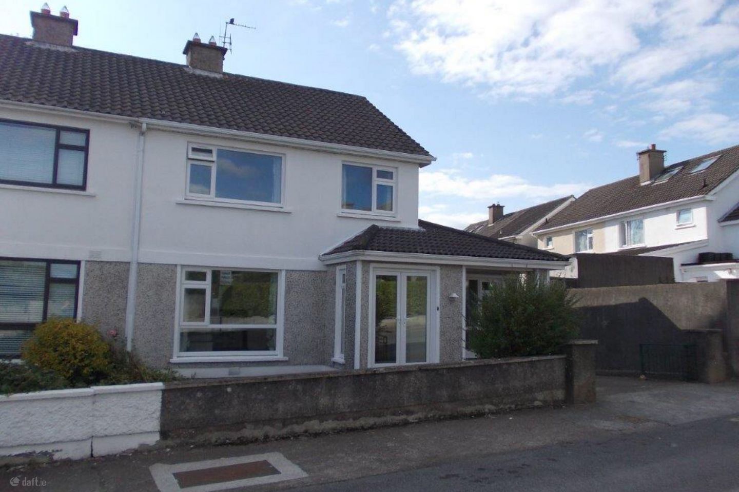 19 Ormonde Cresent 
Lismore Lawn, Waterford City Centre