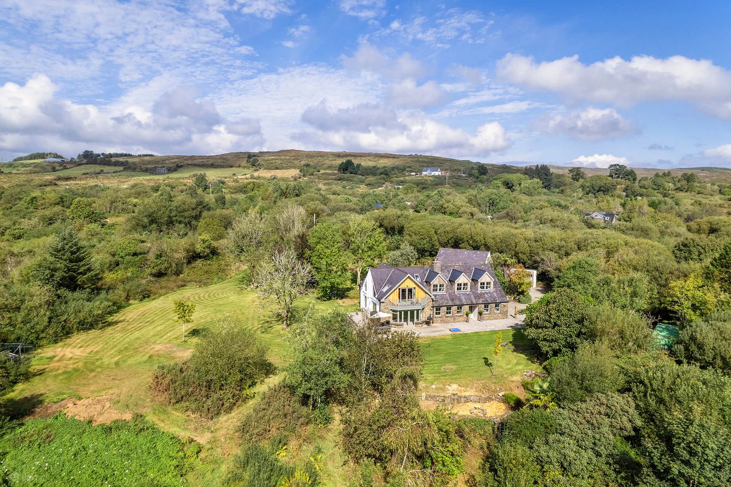 Ballybane East, Ballydehob, Co Cork, P81RK33