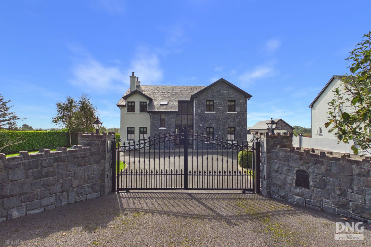 Residence on c. 0.70 Acres at Gurteen, Mountbellew, Co. Galway, H53KH21