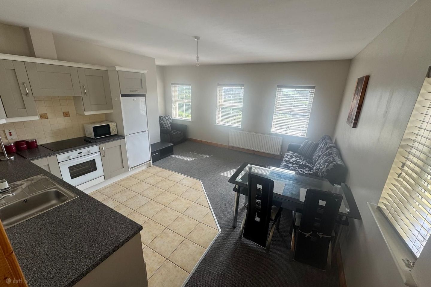 22 Ard Adhanhnain, Sallaghraine, Letterkenny, Co. Donegal