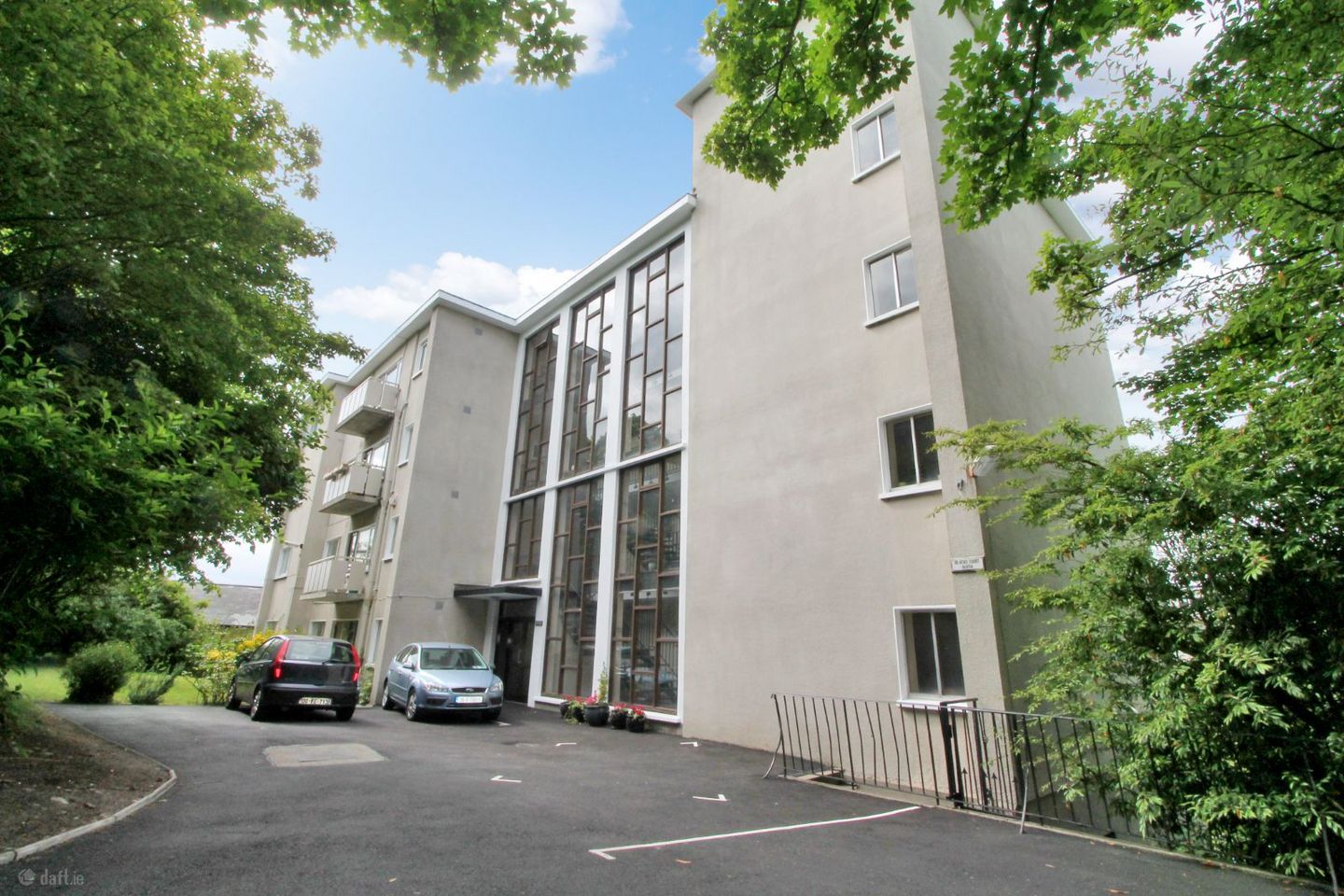 2 Scotia, De Vesci Court, Monkstown, Co. Dublin, A96A248
