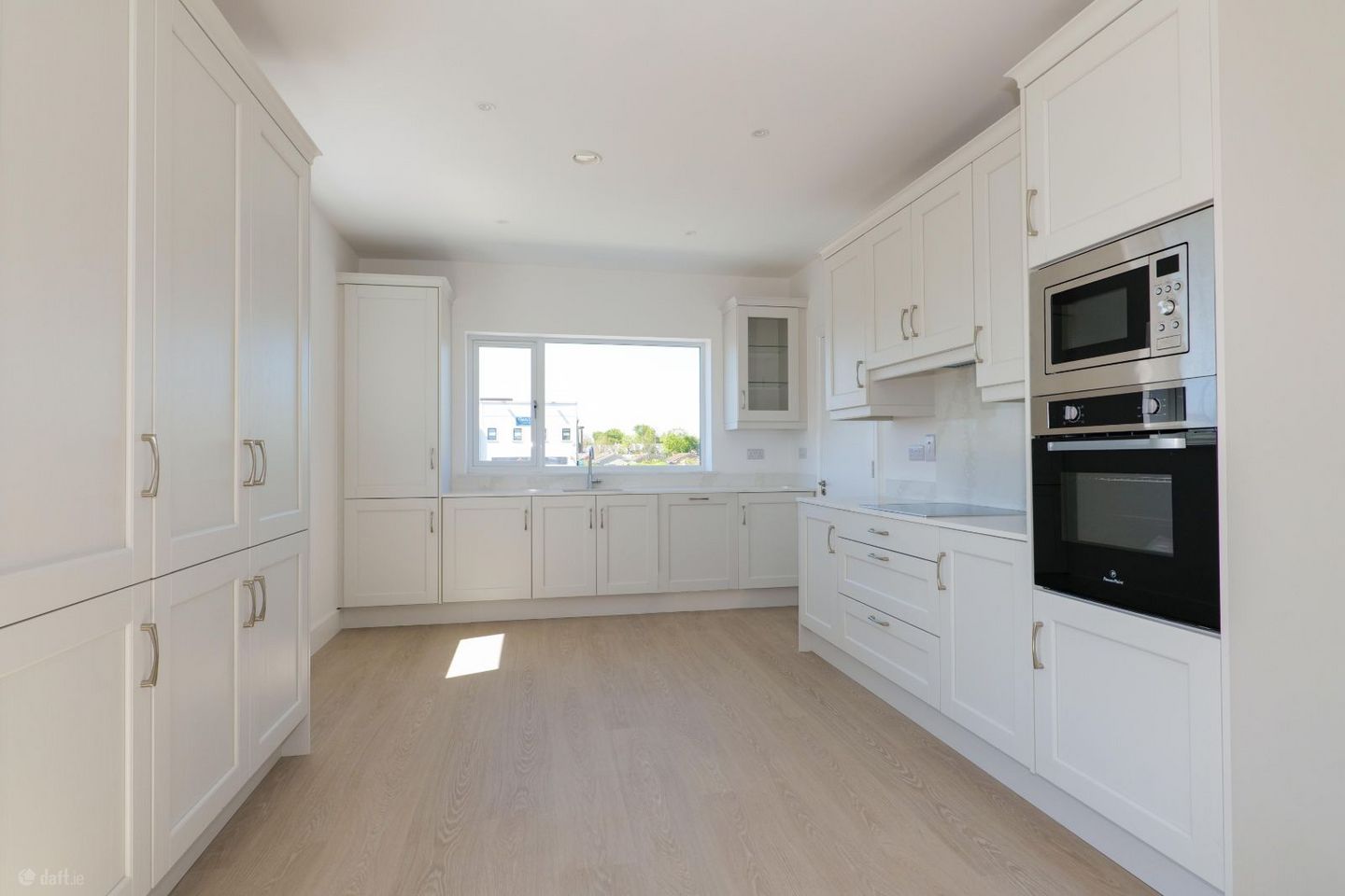 3 bedroom duplex, Cnoc Fearnain, Oranmore, Co. Galway, Oranmore, Co. Galway