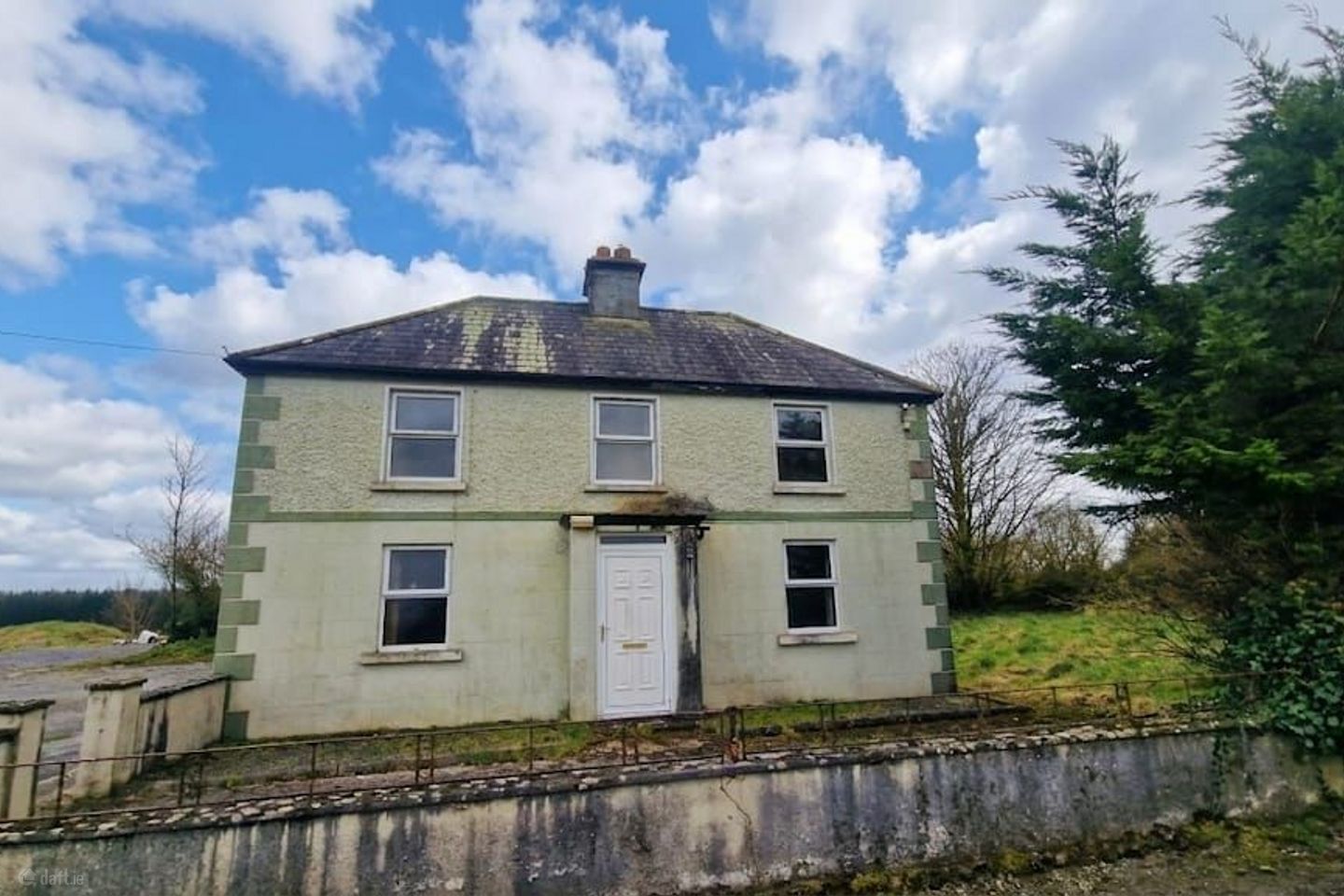 Emlagh, Castlerea, Co. Roscommon, F45DP92