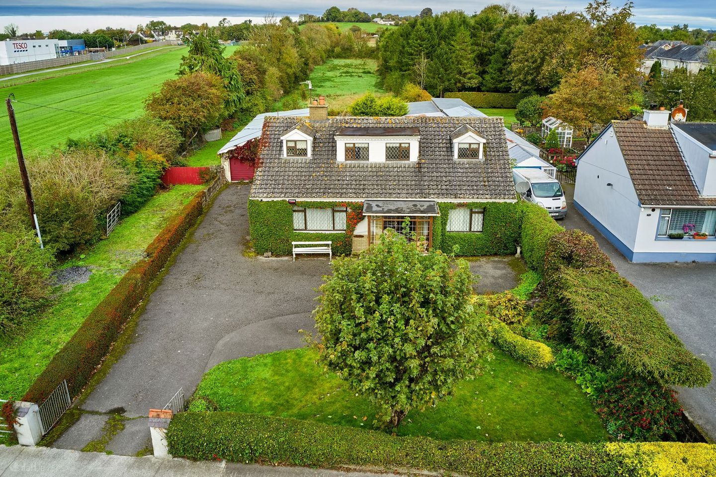 Sharavogue, Dublin Road, Edenderry, Co. Offaly, R45YR74