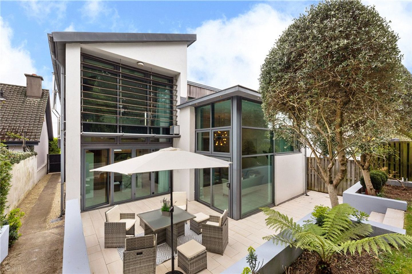 Pinehurst, Hainault Road, Foxrock, Dublin 18, D18 WA06