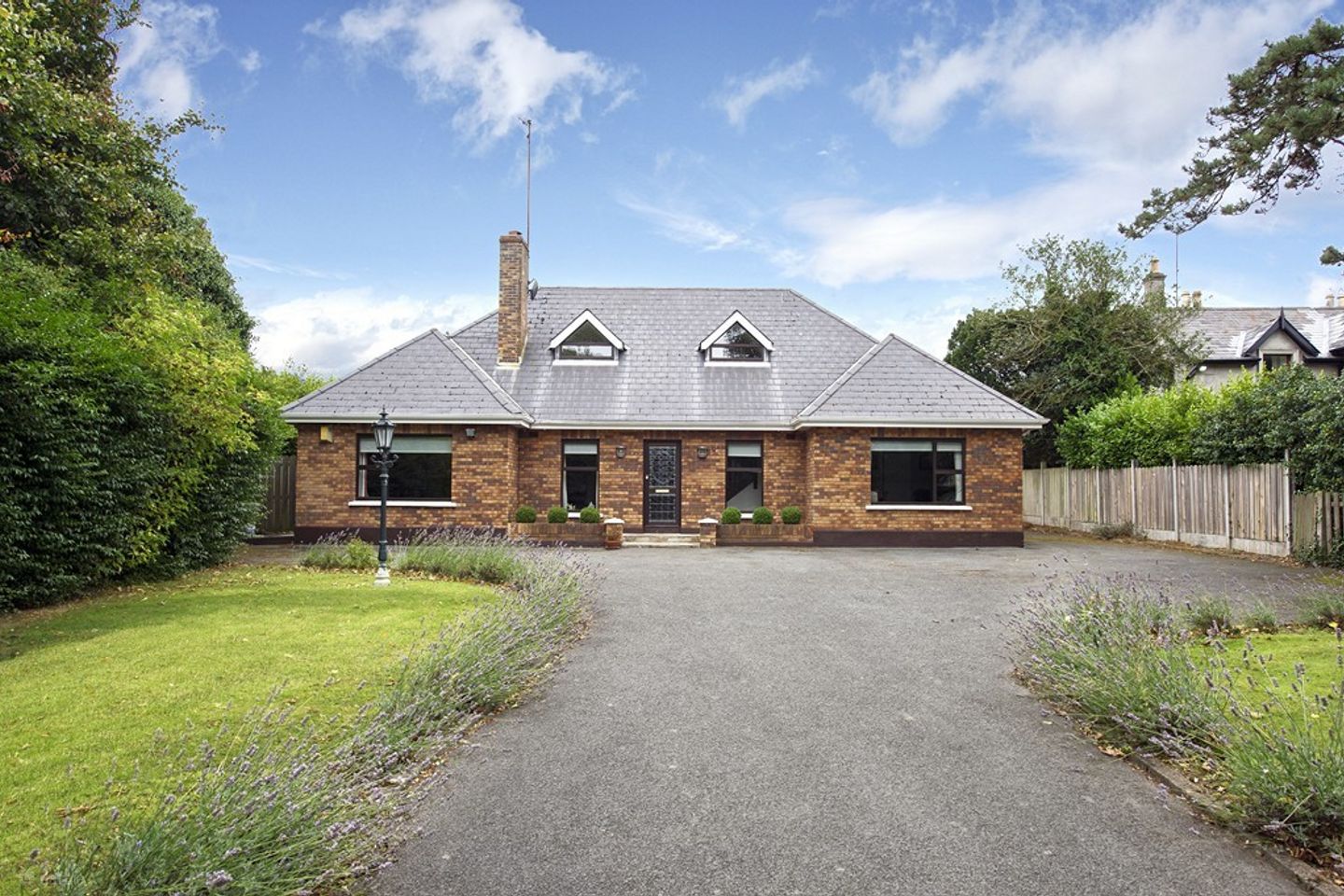 "Glendarragh", Thormanby Road, Howth, Co. Dublin