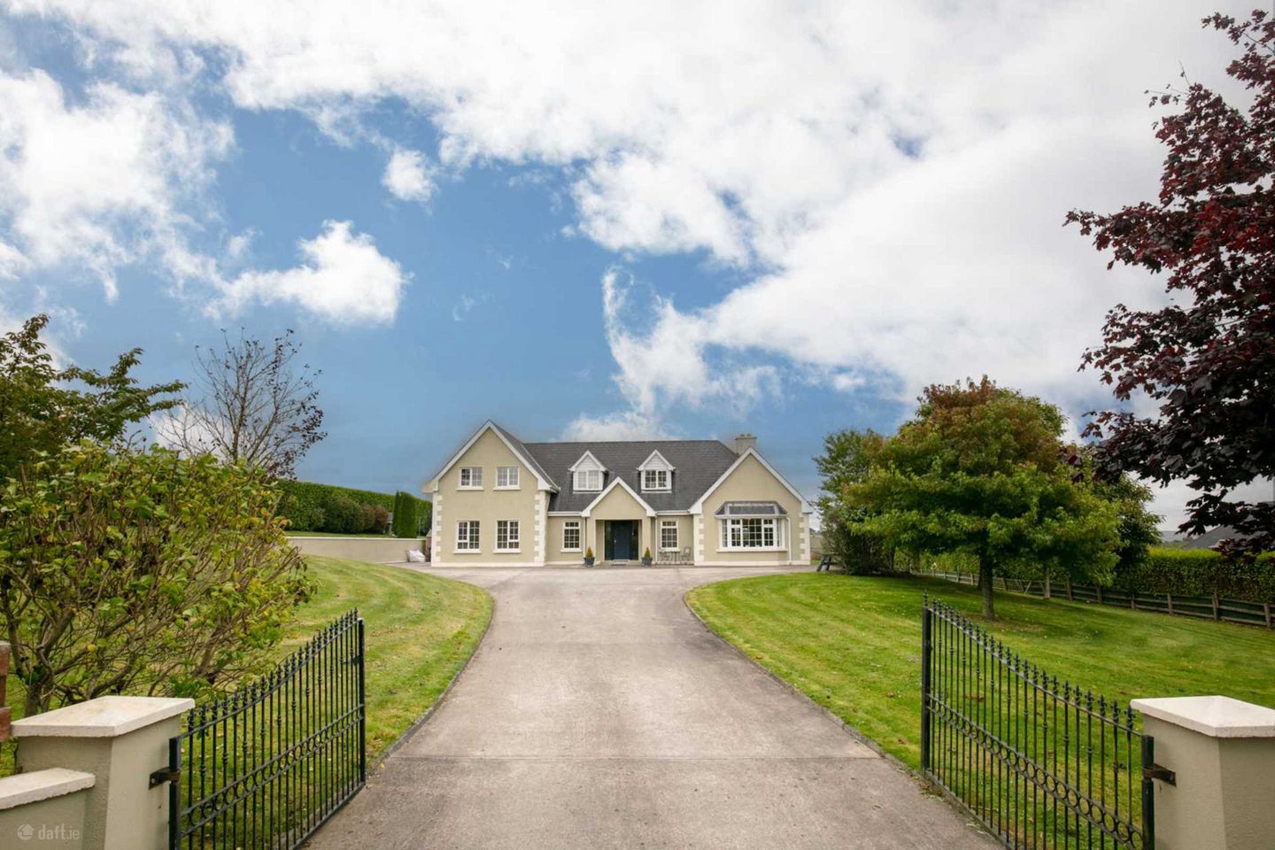 Morehouse, Sherwood, Kildavin, Co. Carlow, Y21D529