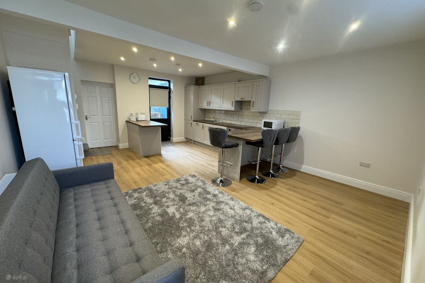 11 Spring Mount Place, Old Youghal Road, Dillons Cross, Co. Cork