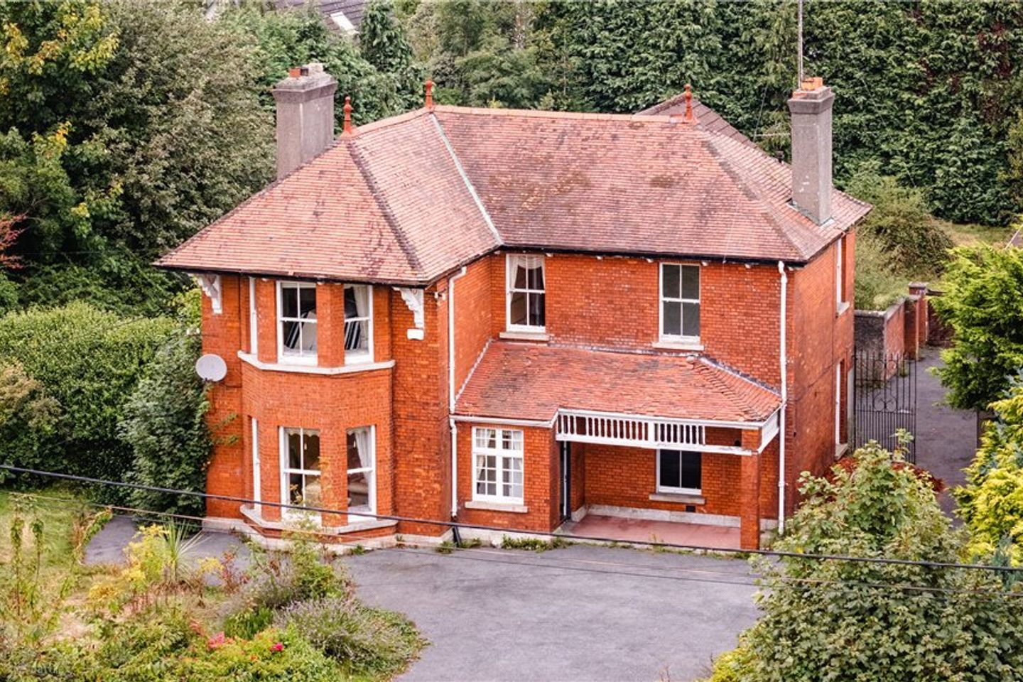 Cintra, Leopardstown Road Foxrock Dublin 18, Foxrock, Dublin 18, D18XA03