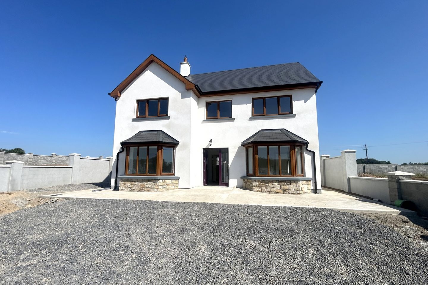 3 Castle Yard, Ballyporeen, Co. Tipperary
